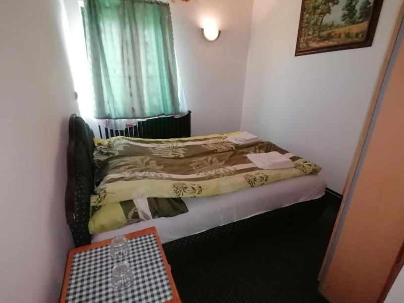 Fogado Hotell Palić Exteriör bild